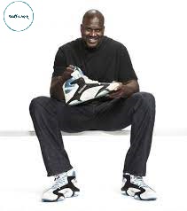 What shoes size does Shaquille O'Neal wear